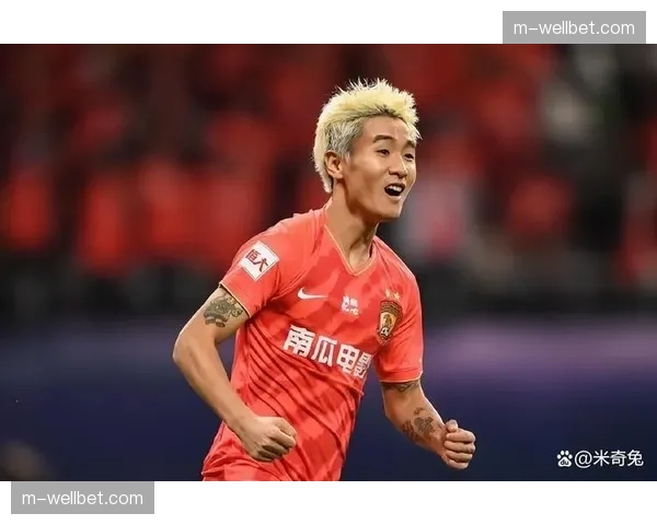 成都蓉城韦世豪国足归来，阿洛伊西外援使用维持三外配置